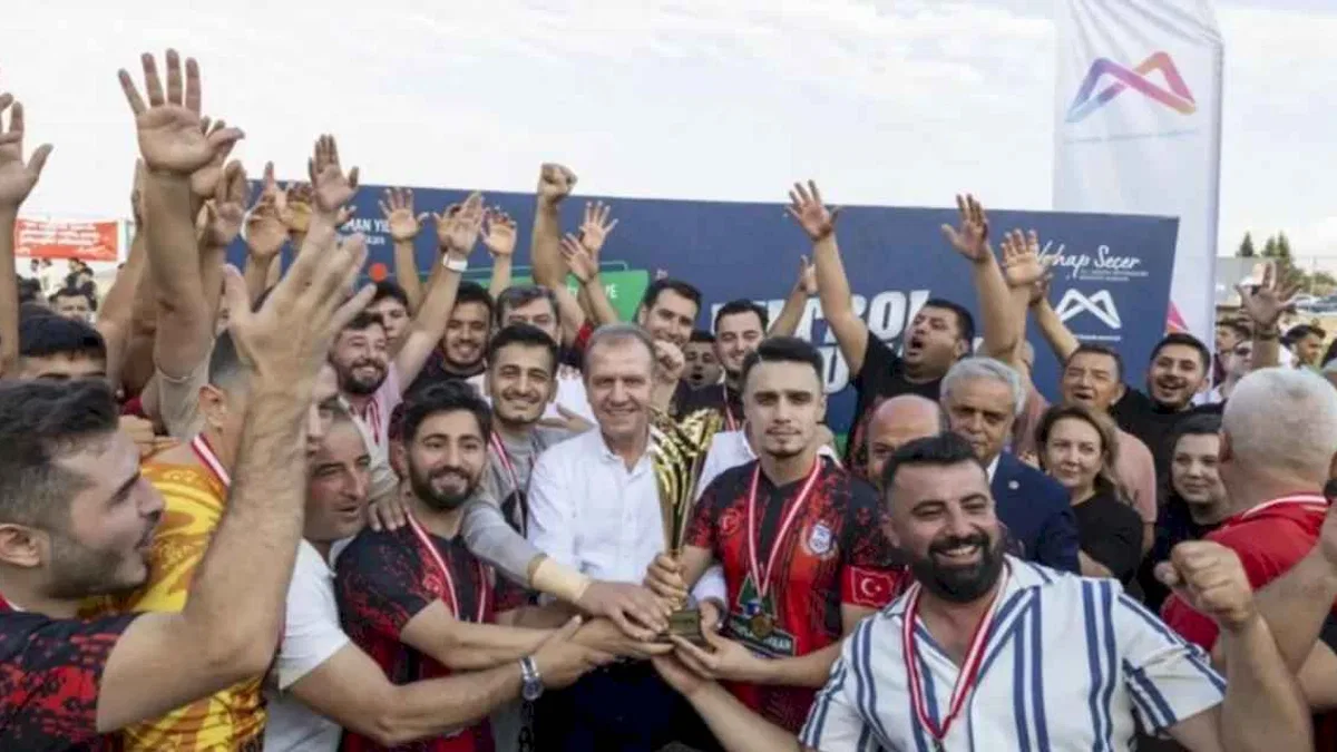 Mersin’de zafer kupası finali coşkuyla tamamlandı
