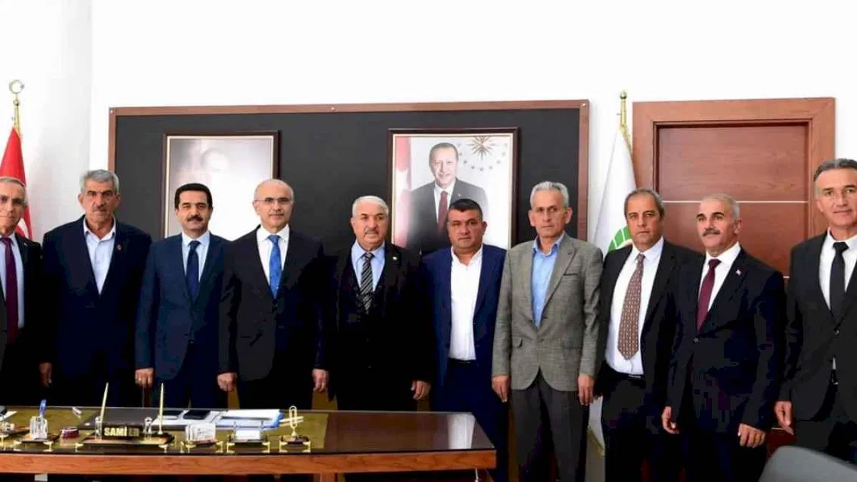 Malatya'da Başkan Er, muhtar dernek başkanlarını kabul etti