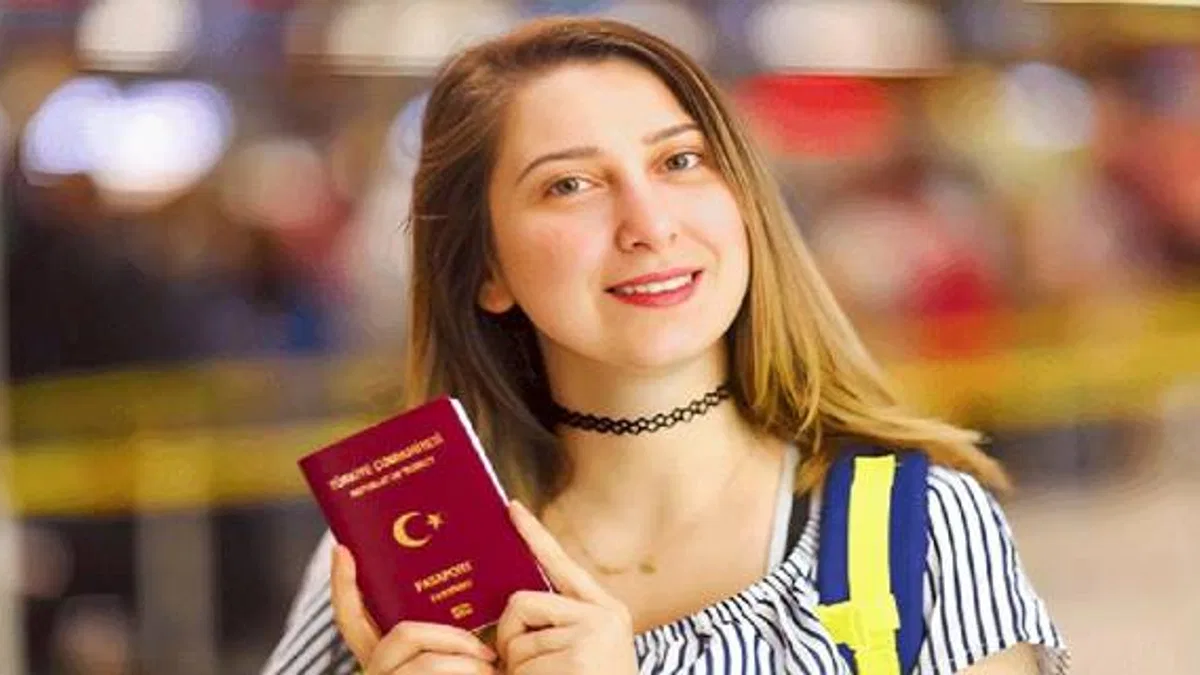 4 gençten 3’ü başka bir ülkeye göç etmek istiyor