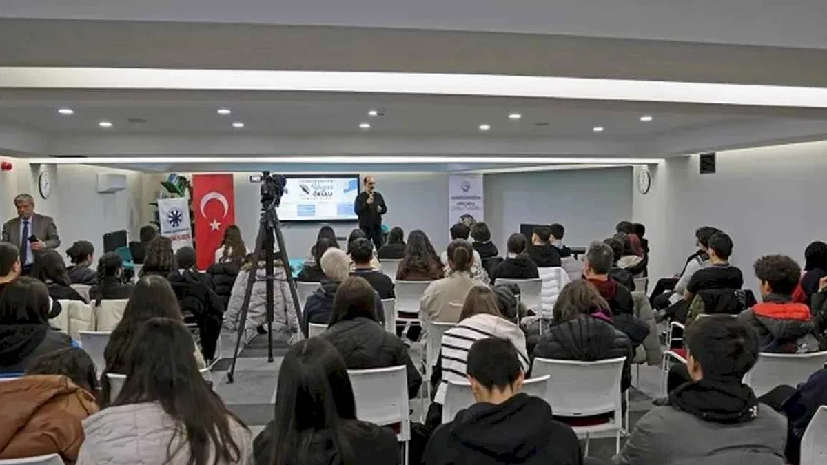 Kayseri Talas'ta Yazar Okulu'na büyük ilgi