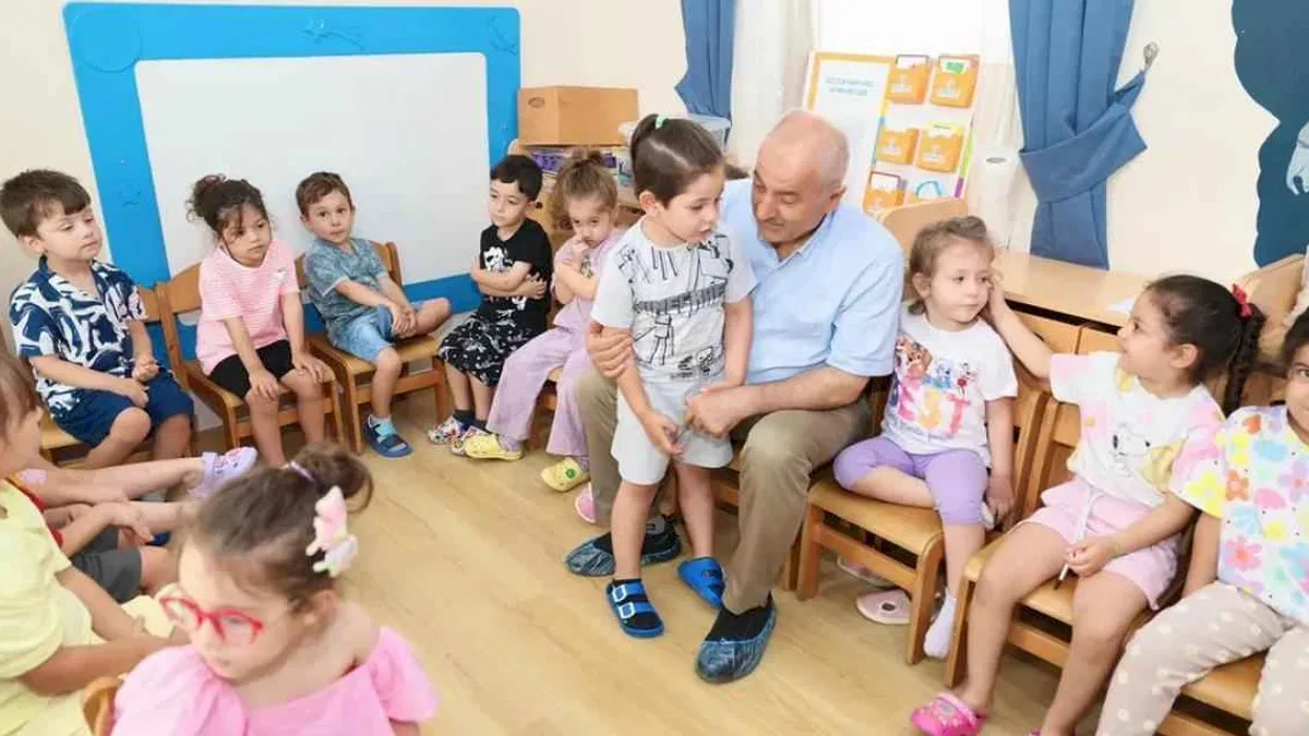 Kocaeli Gebze'de Başkan Büyükgöz'den miniklere sürpriz ziyaret