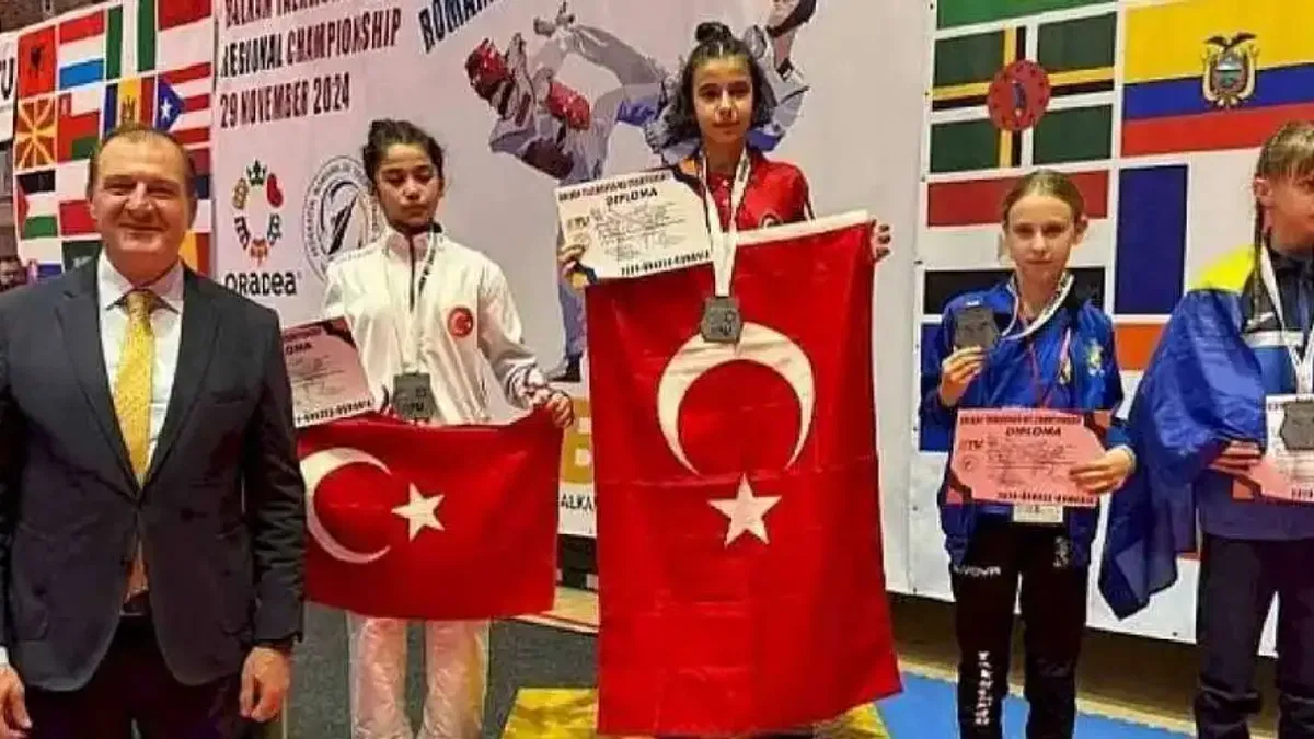 Büyükşehir Belediyesporlu Fatma Azra Balkan Şampiyonu Oldu
