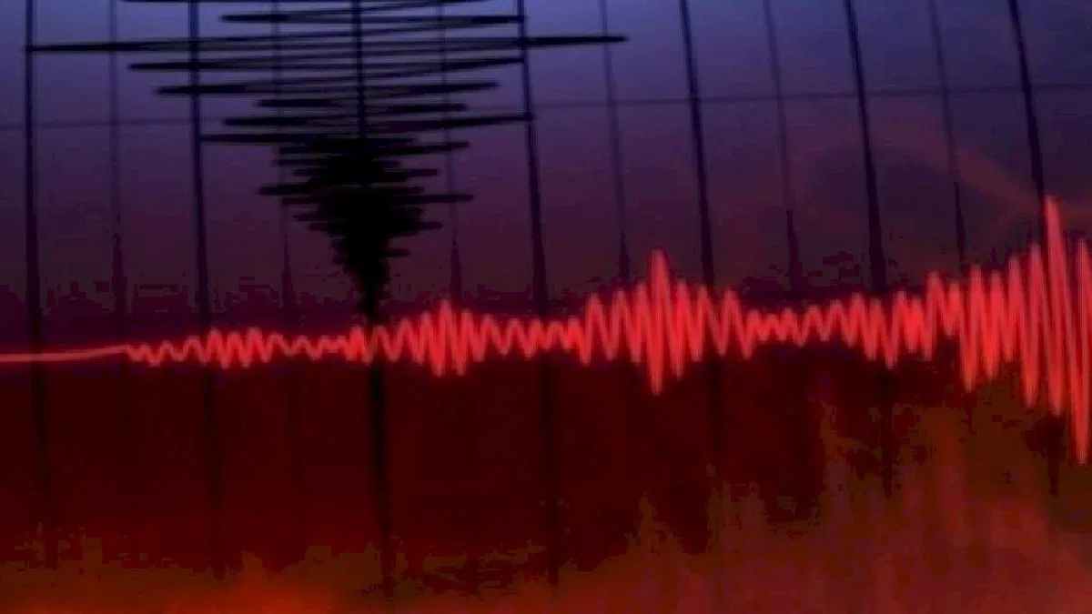 Hatay'da 6,4 ve 5,8'lik ikiz deprem! AFAD'dan 'sahilden uzaklaşın' uyarısı!