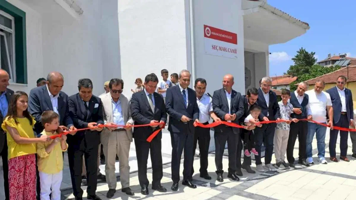 Bursa Osmangazi’de Seçköy Mahallesi Camii ibadete açıldı