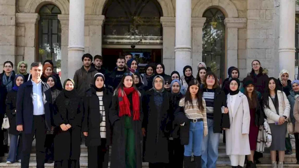 Üniversiteli gençler Malatya'yı tanıdı