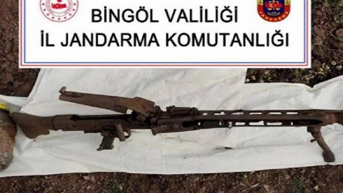 Bingöl’de patlayıcı madde, silah ve uyuşturucu ele geçirildi