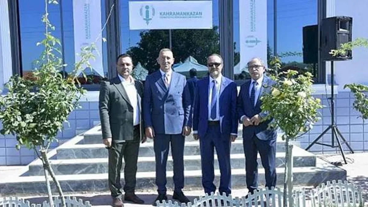 Kahramankazan'lı bürokratlar kahvaltıda buluştu.