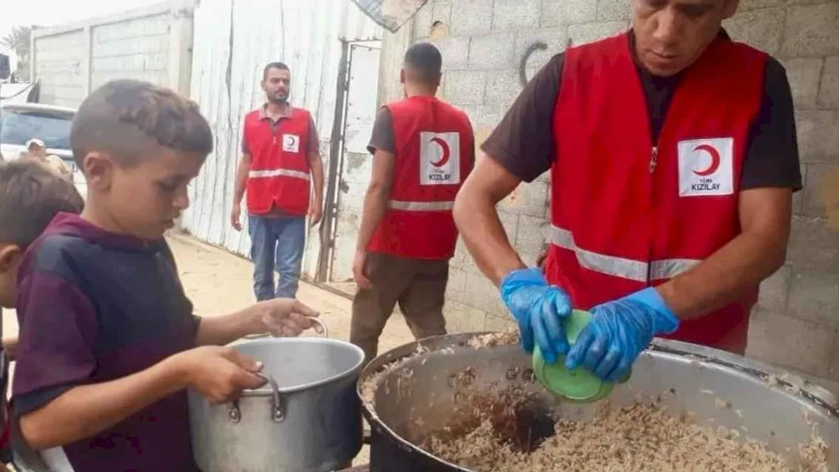 Türk Kızılay, Gazze’de Ateşkes Sonrası Yardımlarını Artırdı