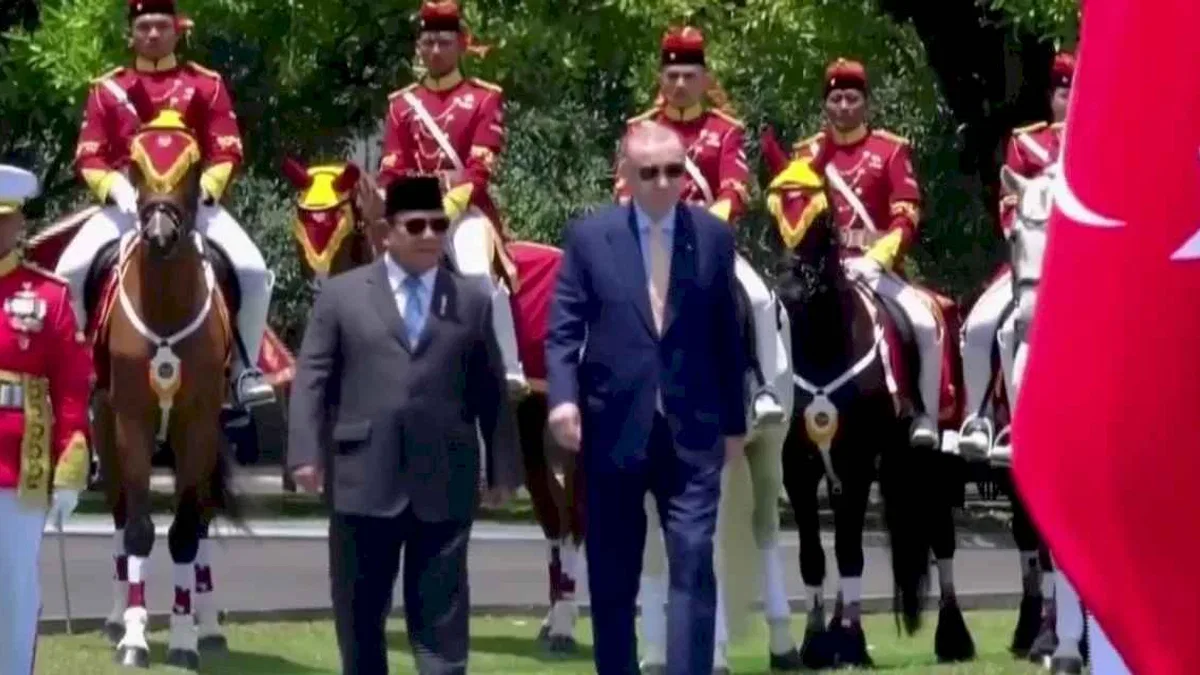 Cumhurbaşkanı Erdoğan Endonezya'da... Türkiye-Endenozya ilişkileri gelişiyor