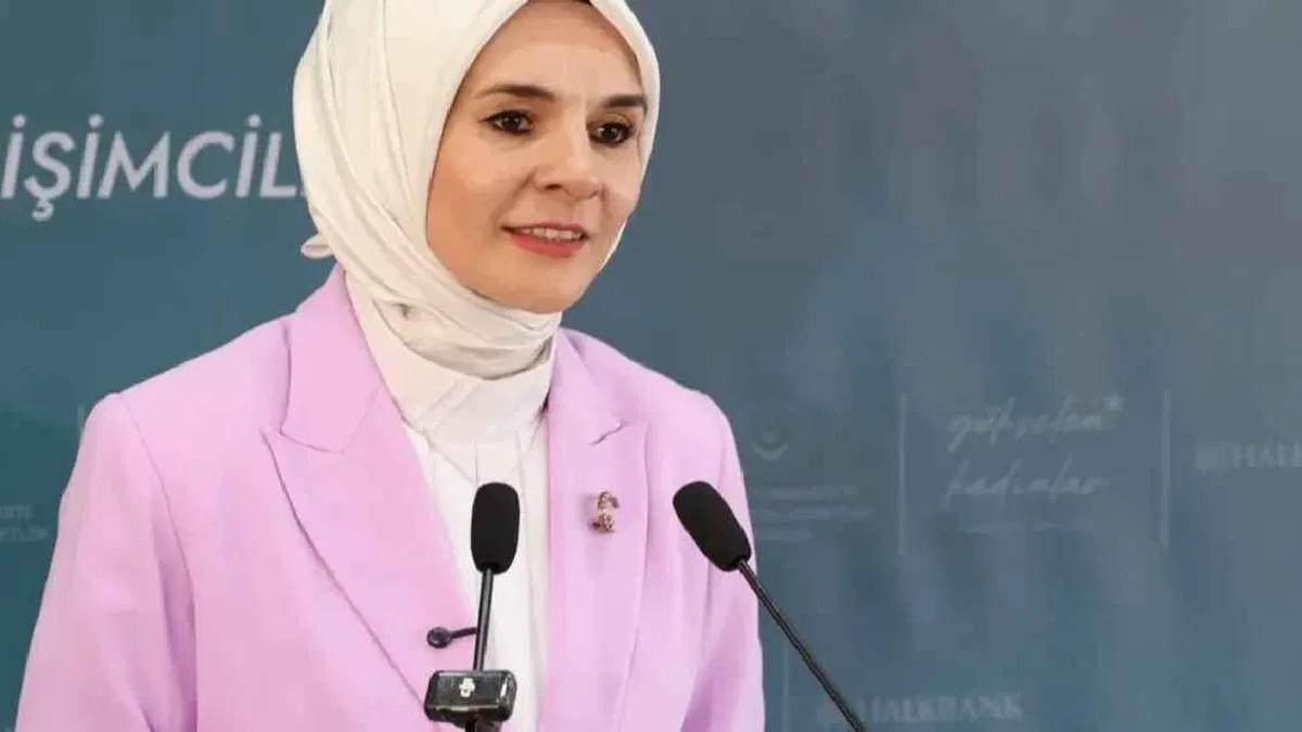Bakan Göktaş'tan Hakkari'de şehit aileleri ve gazilerle vefa buluşması