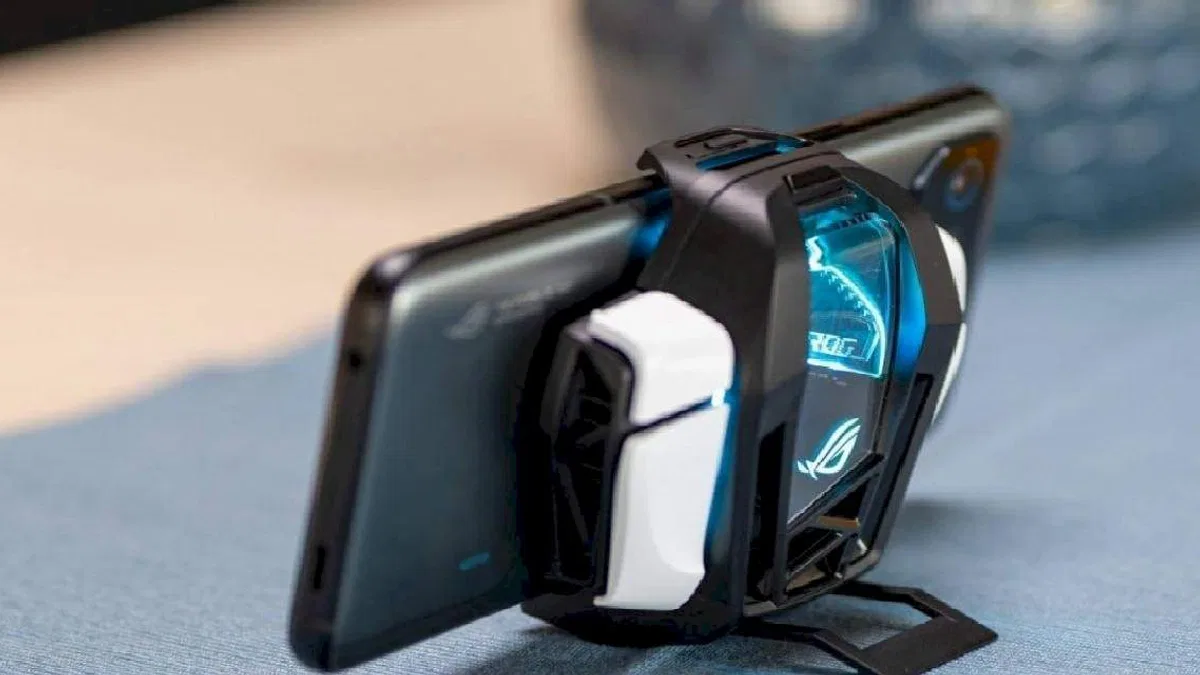 Asus ROG Phone 7D Geekbench’te Görüldü
