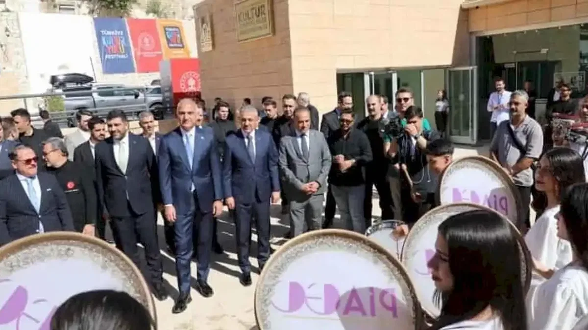 Bakan Ersoy: 2026’da Türkiye Kültür Yolu'na 50 şehir ev sahipliği yapacak