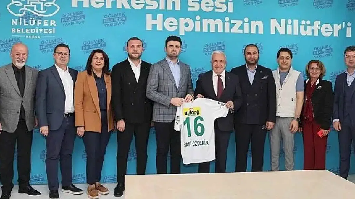 Bursaspor Yönetimi'nden Başkan Şadi Özdemir'e ziyaret
