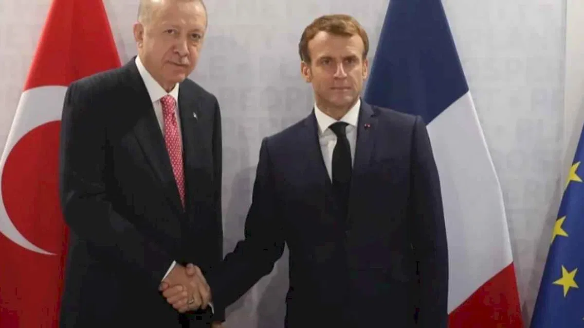 Erdoğan, Macron'la görüştü