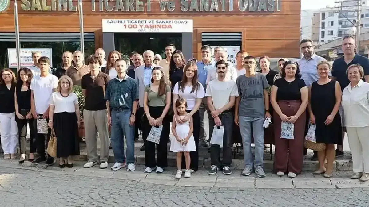Salihli TSO, başarılı öğrencileri ödüllendirdi