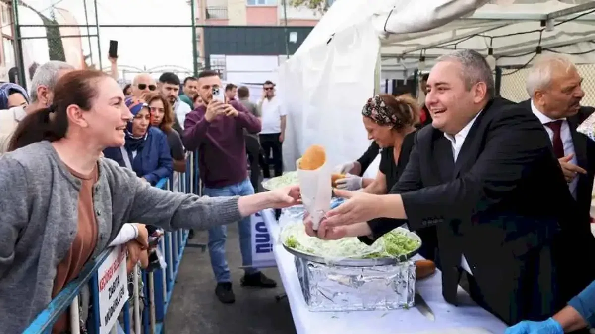 Hamsi festivali renkli görüntülerle başladı
