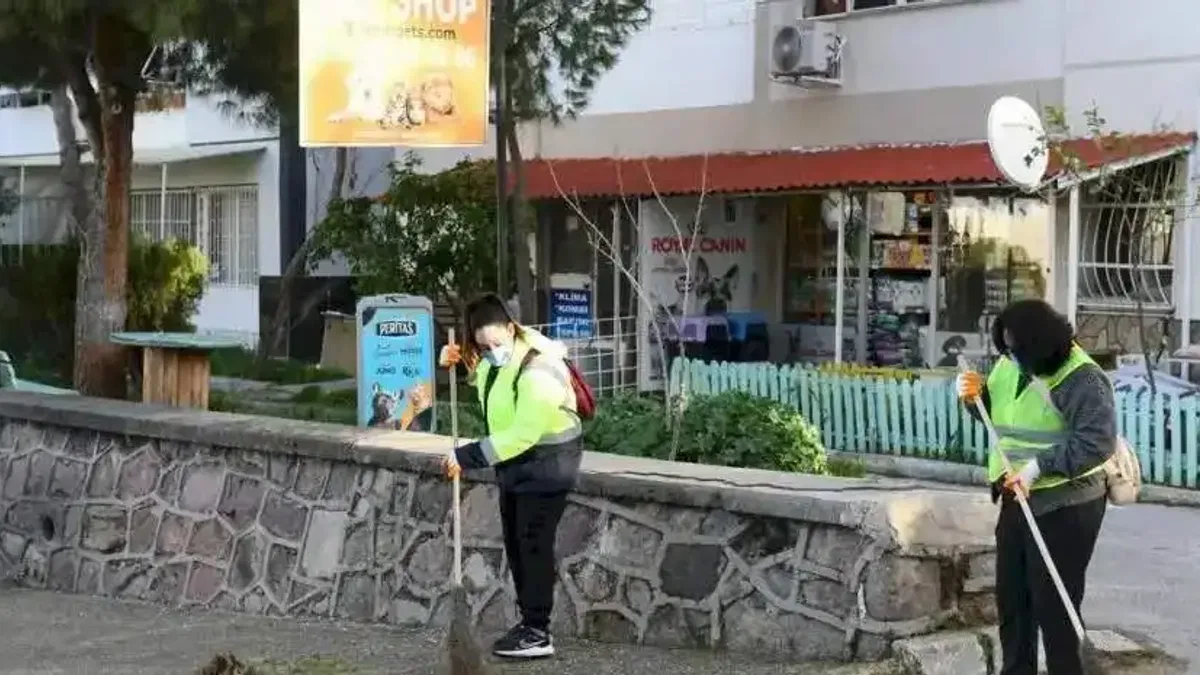 İzmir Çiğli’de temizlik seferberliği