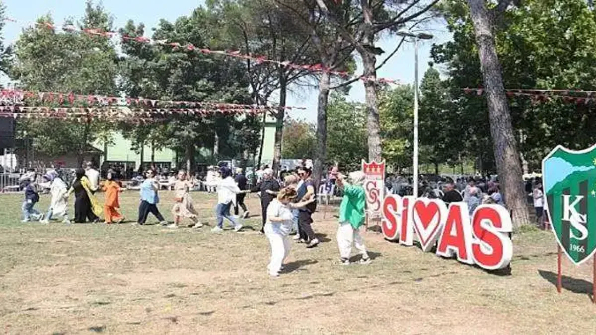 Sivaslılar'dan Kocaeli'de Gardaşlık buluşması