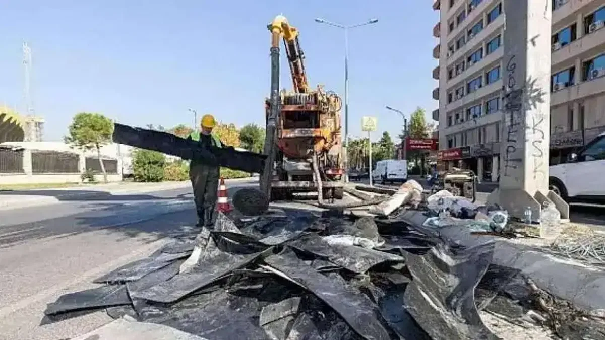 Büyük Kanal'da temizlik harekâtı