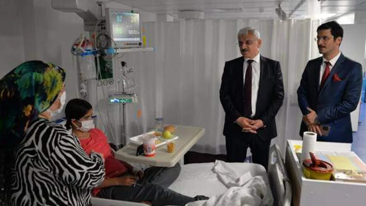 Bolu'da zehirlenme şüphesiyle hastaneye başvuran 36 kişinin tedavisi sürüyor