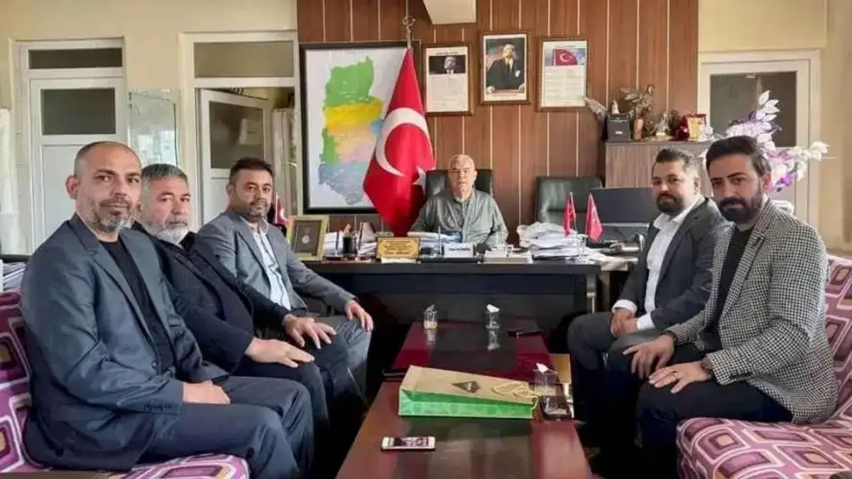 Başkan Çiçek; Muhtarlarımız, demokrasinin temel taşlarıdır