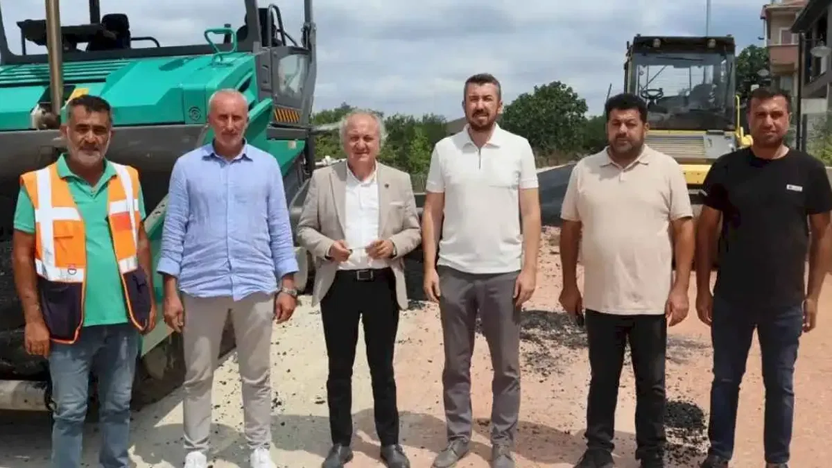 İzmit Belediyesinden Kabaoğlu’nda yoğun asfalt çalışması