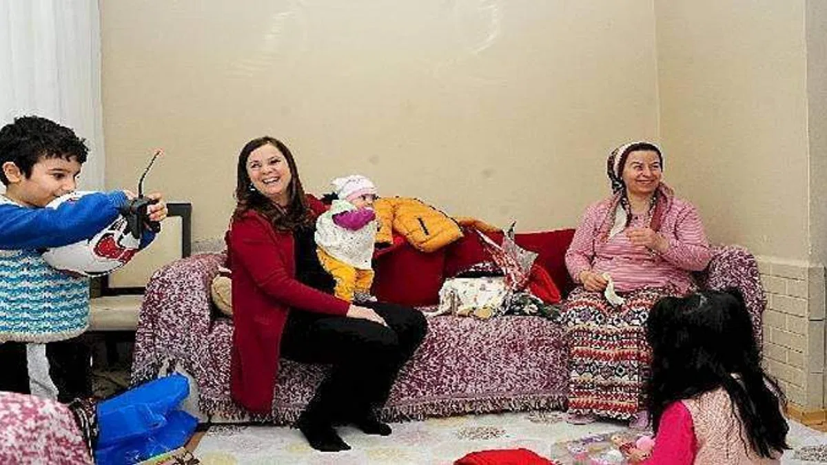 Balçova'da Çalkaya Ailesi'nin yılbaşı klasiği