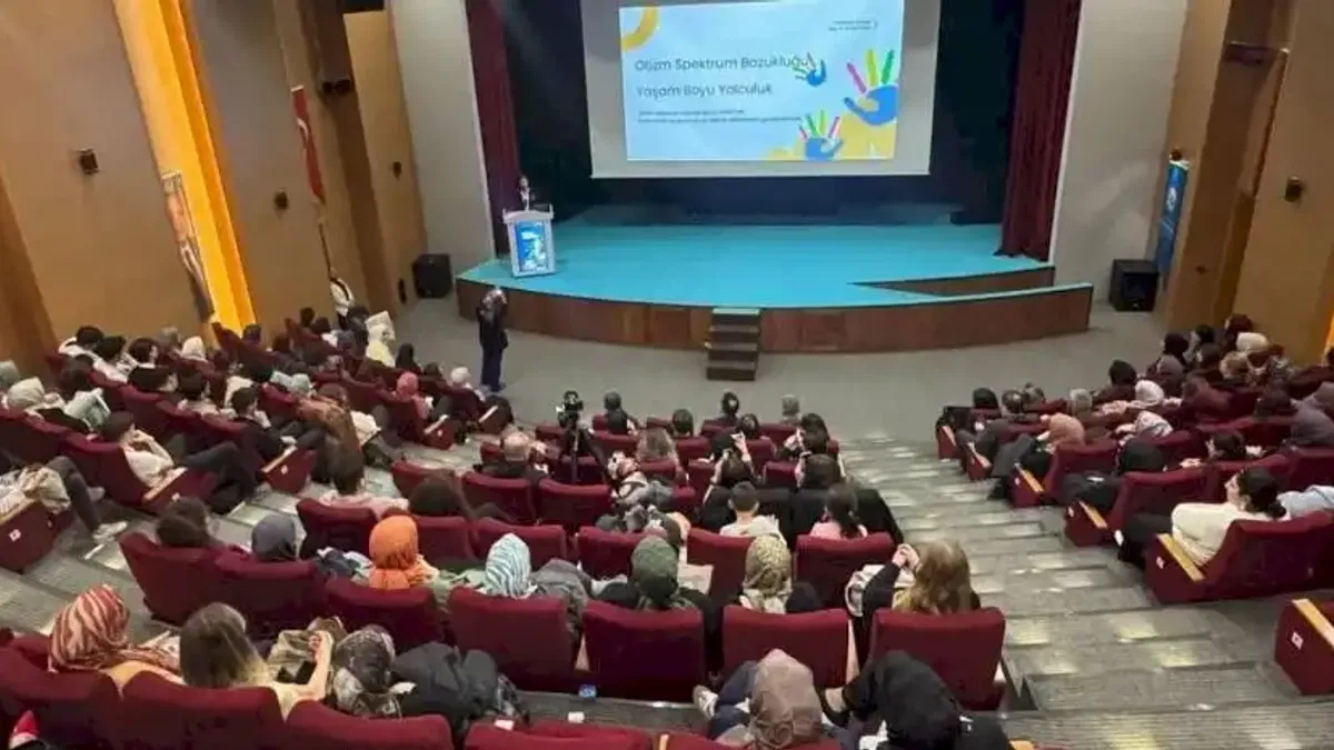 Sakarya otizme dair bilimsel yaklaşımlar SGM’de ele alındı