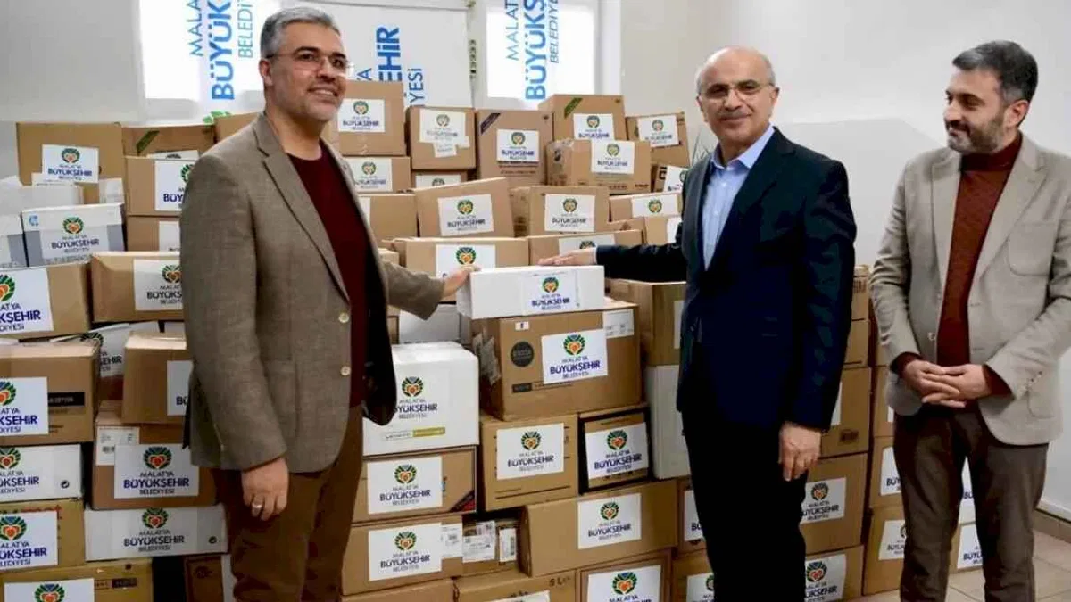 Malatya'dan Suriye'ye ilaç yardımı