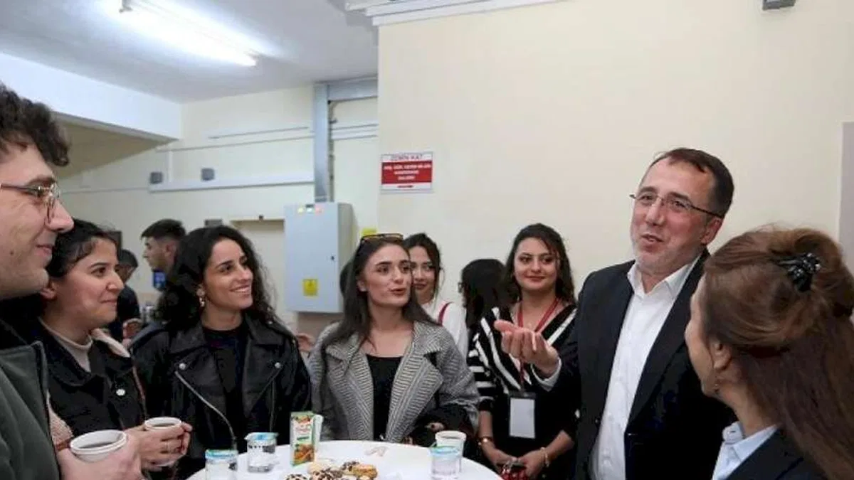 NEVÜ Mehmet Savran'ı konuk etti