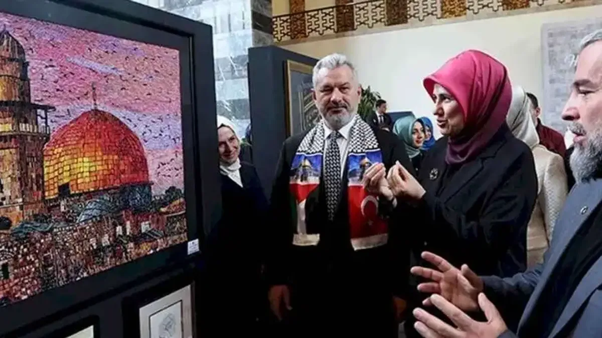TBMM’de Gazze’ye destek sergisi "Hilalin Işığında" açıldı