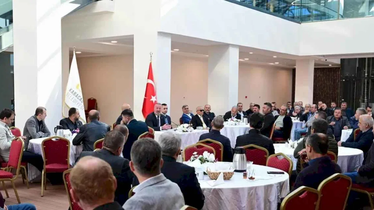 Başkan Karabatı muhtarlarla bir araya geldi