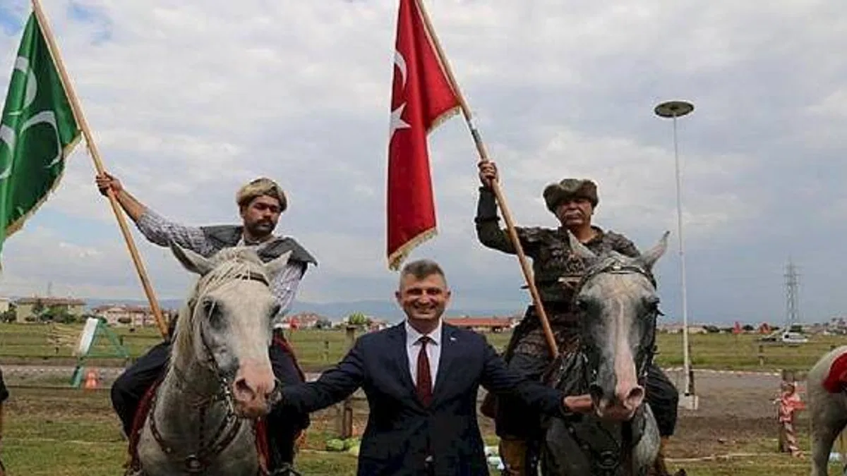 Rahvan At Yarışları Değirmendere Koşusu Heyecanı Gölcük'te Başlıyor