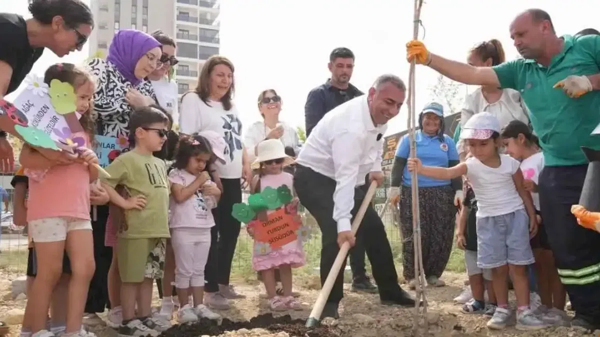 Fidanlar; yanan ormanlar, çocuklar ve Zeydan Karalar için dikildi