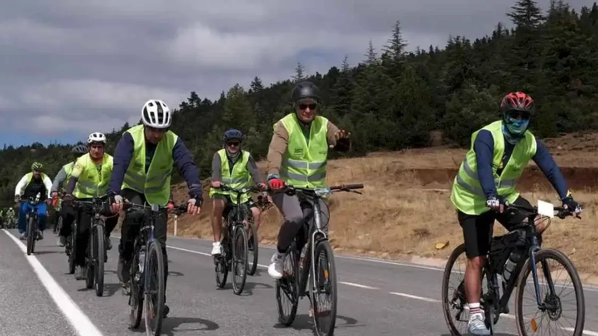 Keykubad’ın izinde pedallar kuraklığa dikkat çekti