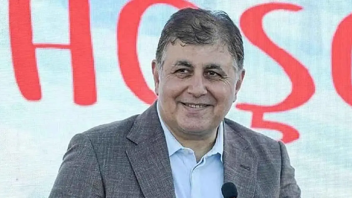 Başkan Tugay'dan 10 Aralık mesajı "Düşünce ve ifade özgürlüğü diliyorum"