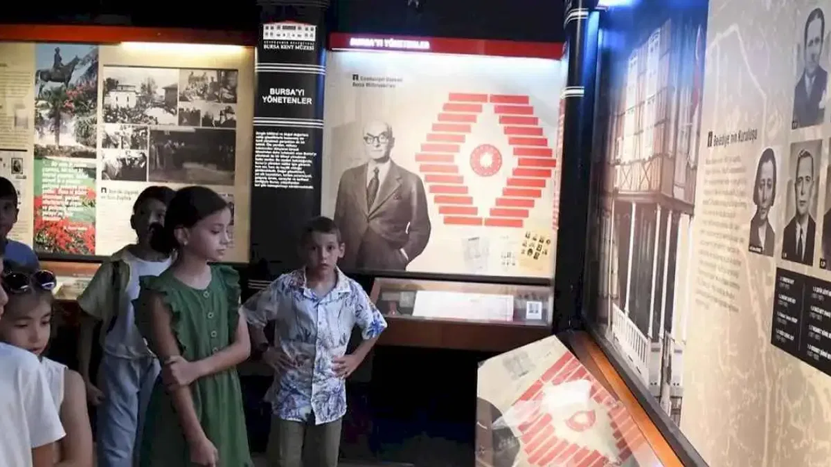 Minikler Bursa Kent Müzesi’nde tarihe yolculuk yaptı