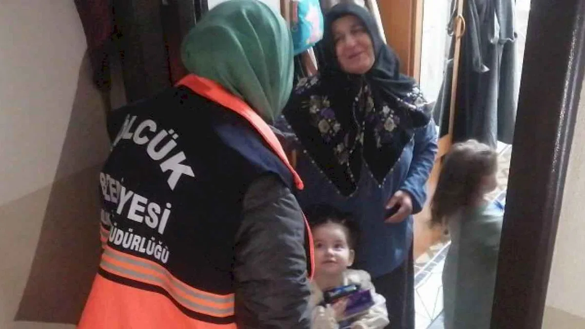 Miniklerin sevgisine ekipler duyarsız kalmadı