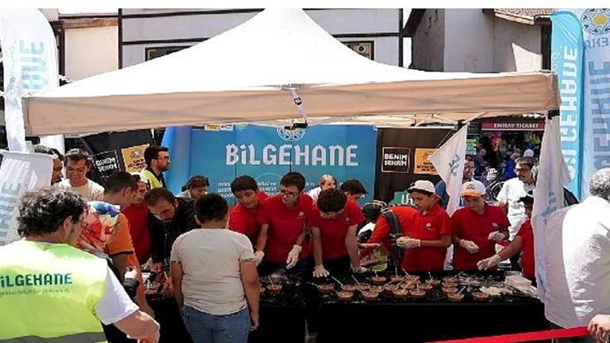 Bilgehaneler Toplumsal ve Ahlaki Duyarlılığı Yüksek Nesil İçin Çalışıyor