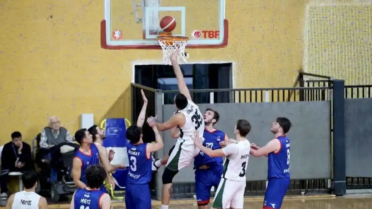 Sakarya Büyükşehir Basket farklı galibiyetle son 16’da