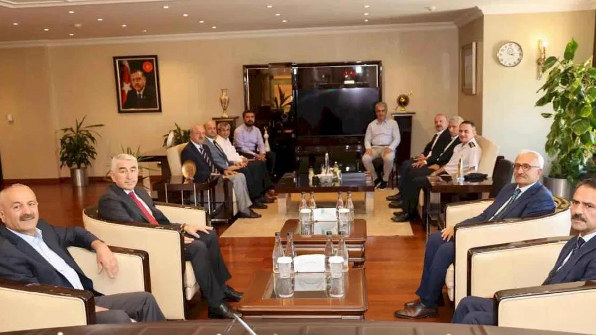 Kocaeli Valisi Aktaş’tan Başkan Büyükgöz’e ziyaret