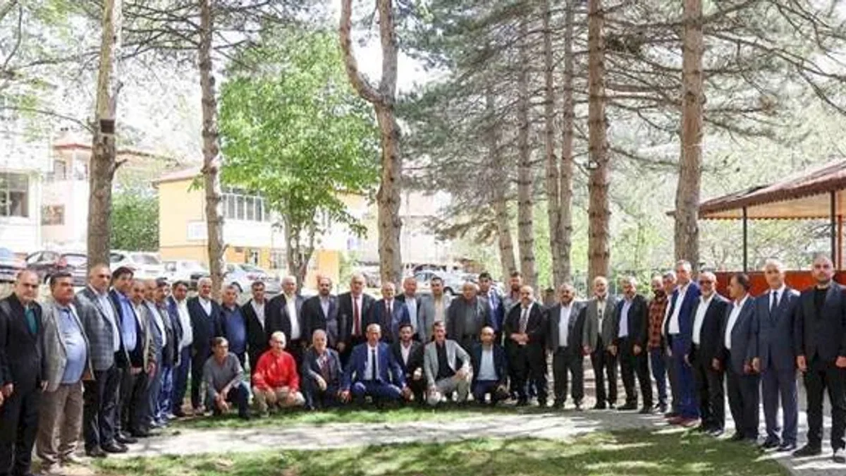 Muhtarlardan Başkan Öztürk’e hayırlı olsun ziyareti