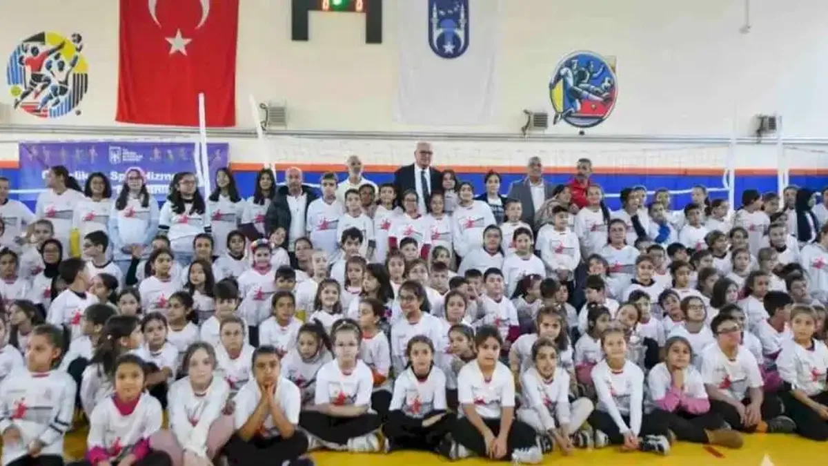Başkent’te ikinci 'Fabrika Voleybol Okulu' açıldı