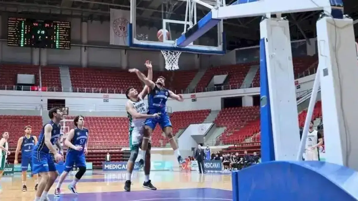 Konya Karatay play-off'a galibiyetle başladı
