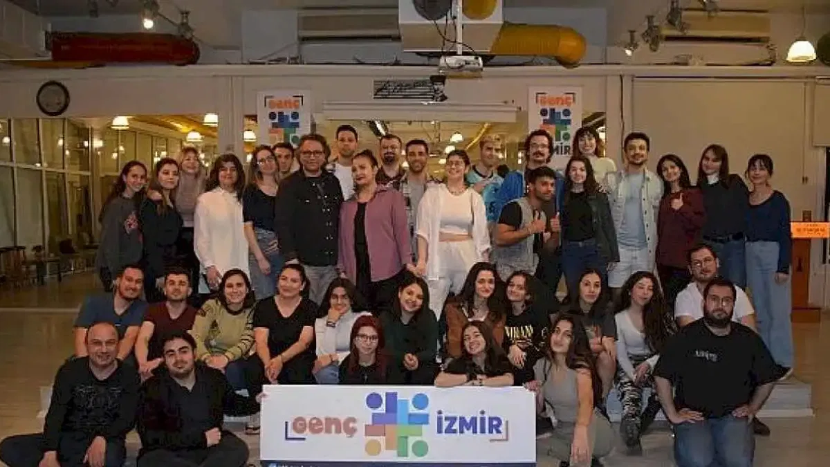 Genç İzmir'in yeni sezon kursları başlıyor
