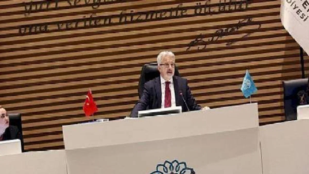 Nilüfer'den üniversite öğrencisine ulaşım desteği