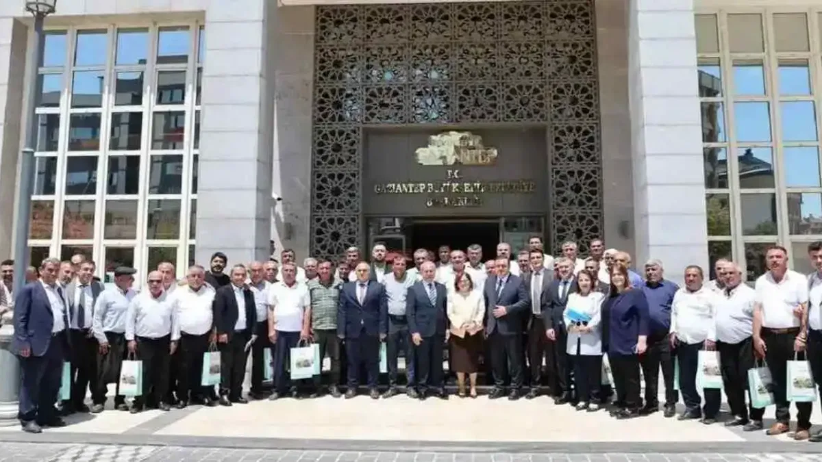 Gaziantep Şehitkamil'de Başkan Şahin muhtarlarla buluştu