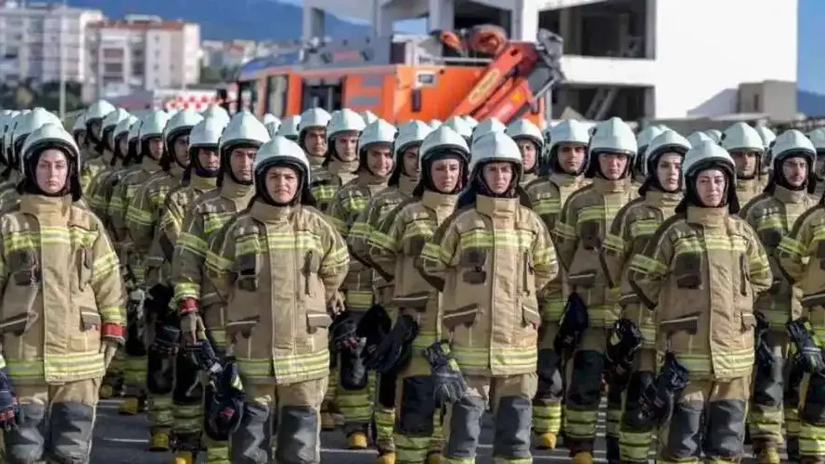 İzmir'de 139 yeni ateş savaşçıları göreve başladı