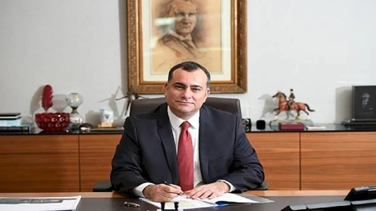 Dünyaya meydan okuyan zaferin 101. Yılı kutlu olsun