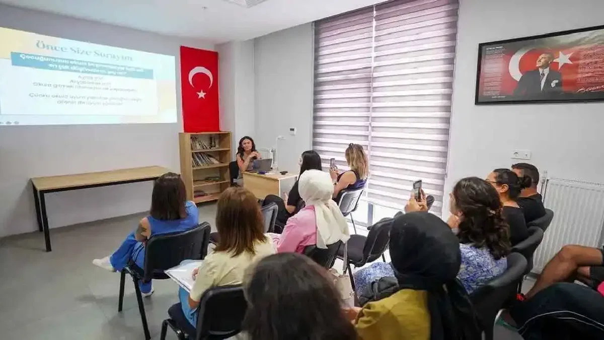 İstanbul Beylikdüzü’nde okula uyum semineri